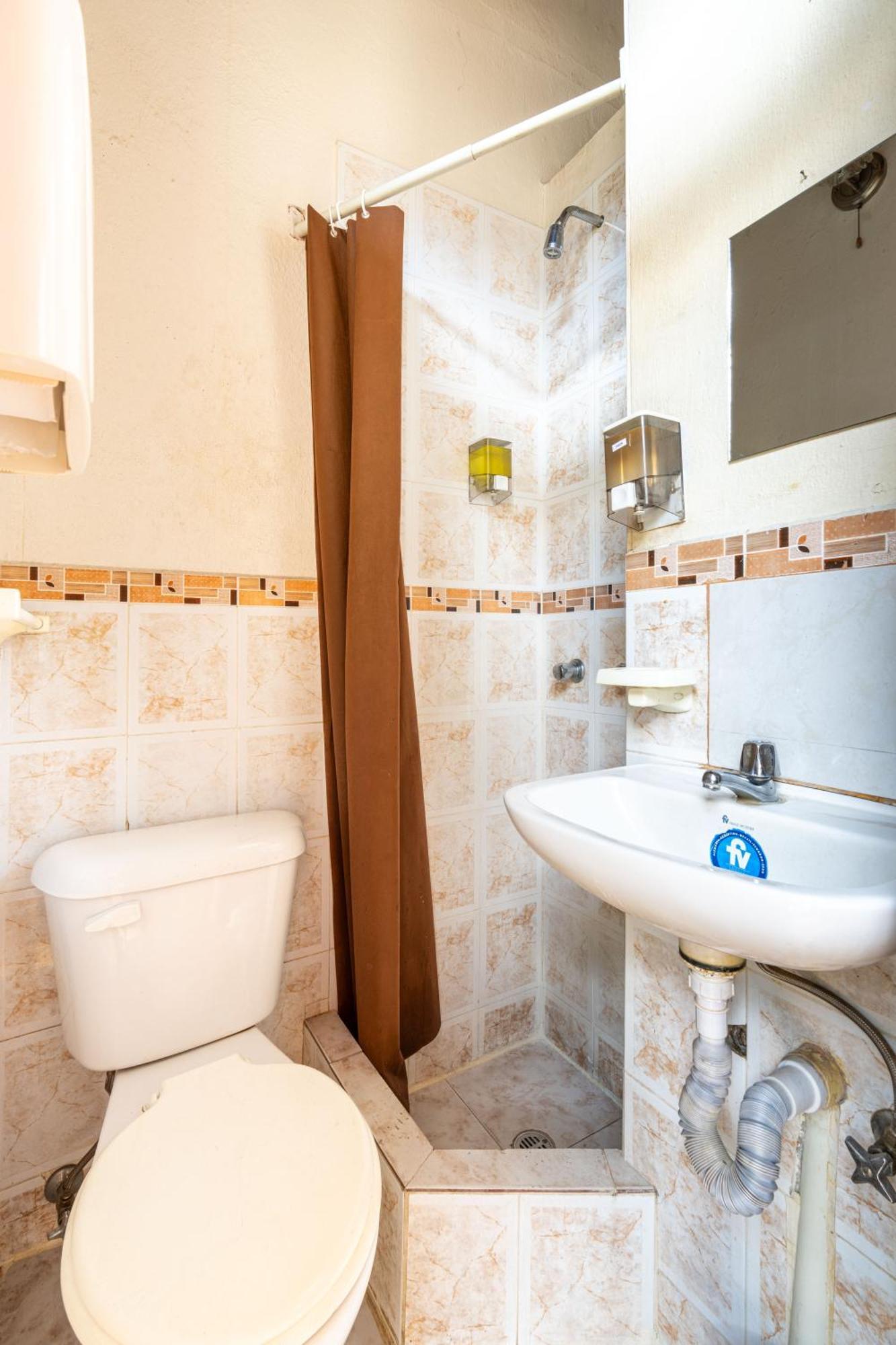 Hostal La Suite Sangolquí Kültér fotó