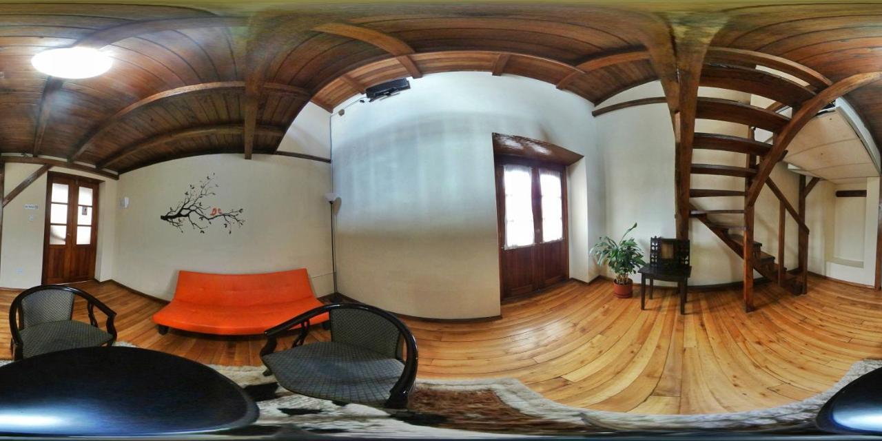 Hostal La Suite Sangolquí Kültér fotó